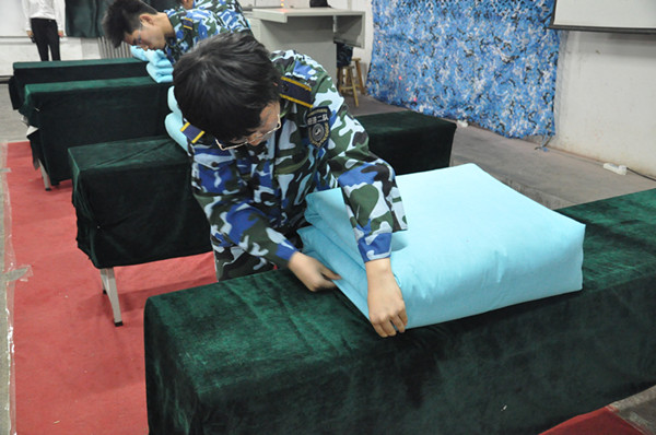 習軍人素質  展時代風采