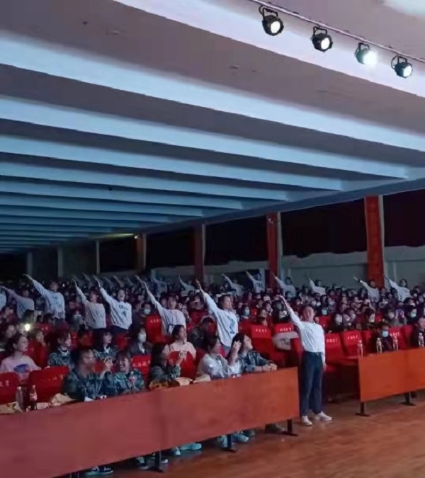 管理科學與工程學院2019級學前教育專業(yè)實習表彰大會圓滿結束