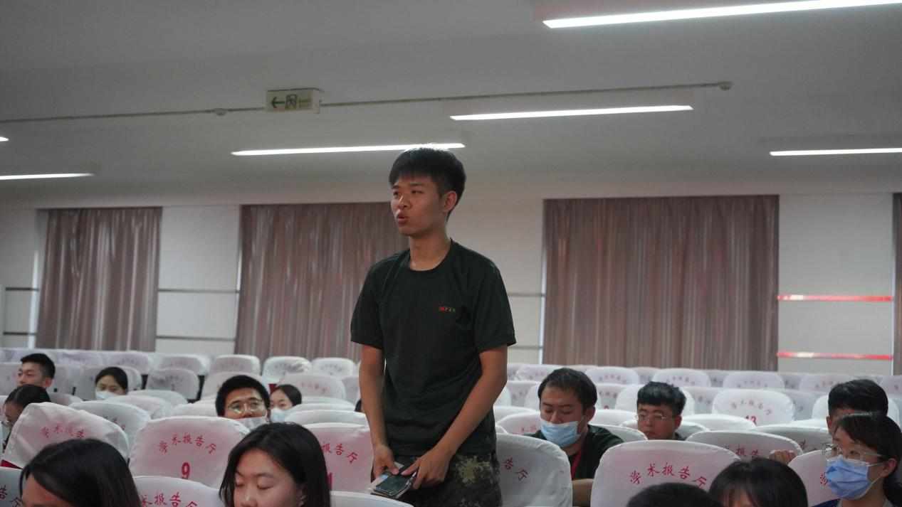 保定理工學(xué)院召開學(xué)期末學(xué)生工作例會
