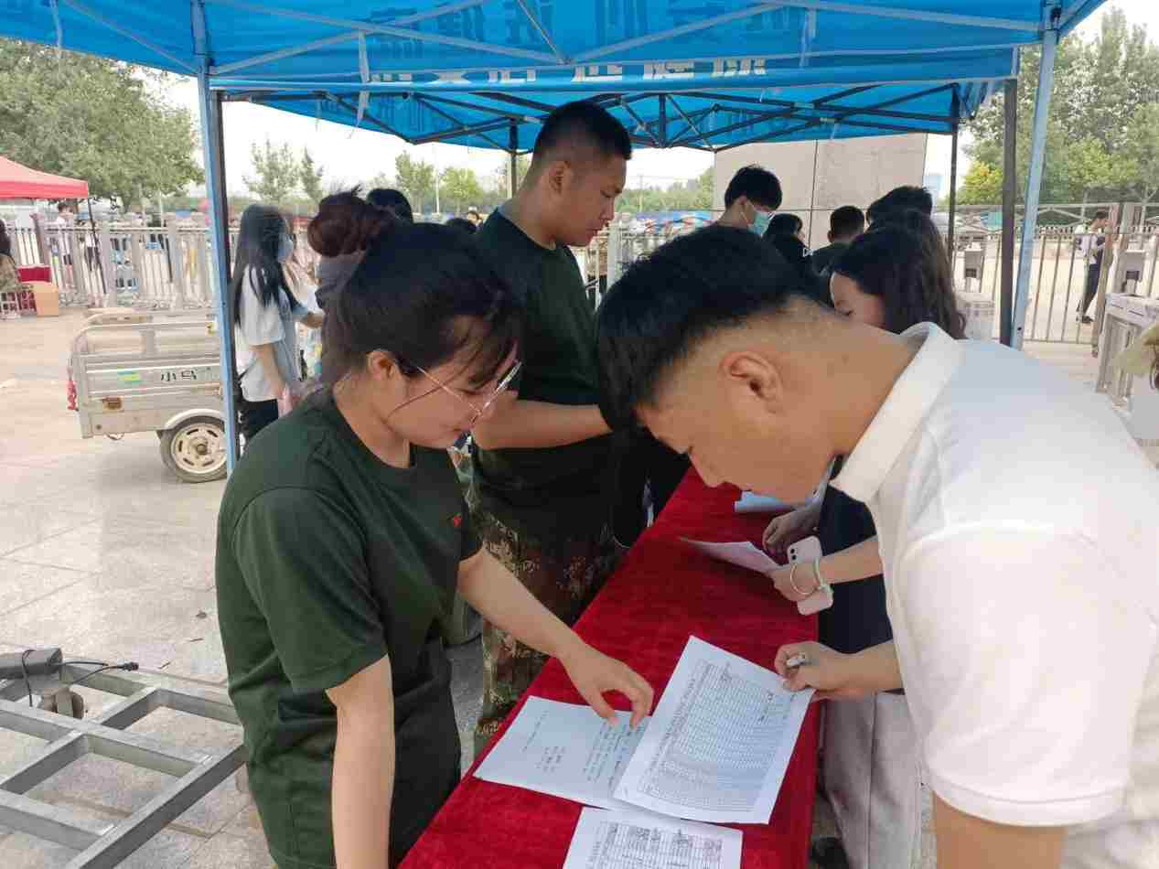 談一別奮斗路 聚四載同窗情  ——保定理工學(xué)院2022屆畢業(yè) 生歡送會(huì)