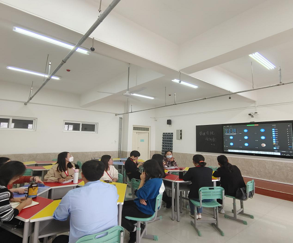 打磨精品課堂，提升職業(yè)素養(yǎng)——記管理學院教師提升系列