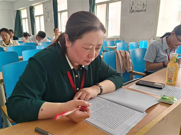 百倍其功，終必有成——2023屆國際經(jīng)濟與貿(mào)易雙學位畢業(yè)論文答辯順利開展