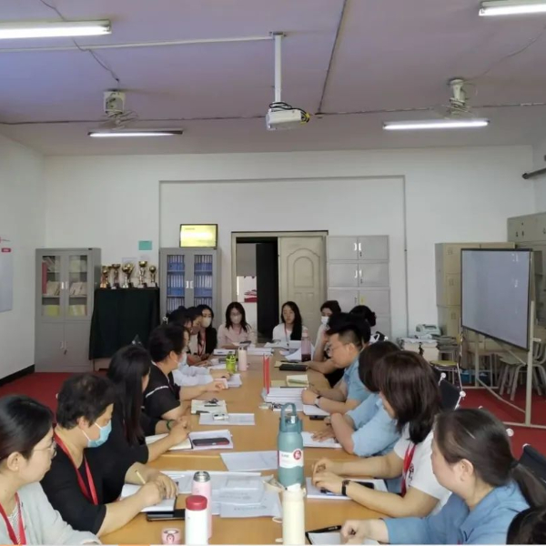 我院召開“服務(wù)意識(shí)、工作態(tài)度、履職盡責(zé)”大討論總結(jié)大會(huì)