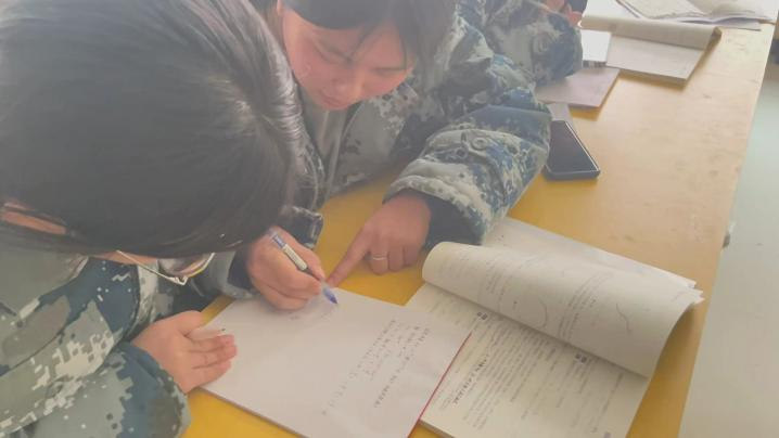 雷鋒精神共傳承,志愿服務(wù)學雷鋒