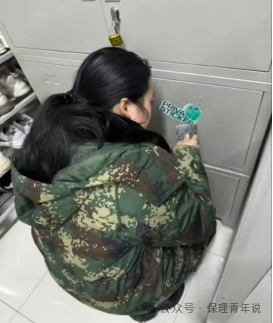 雷鋒精神共傳承,志愿服務(wù)學雷鋒