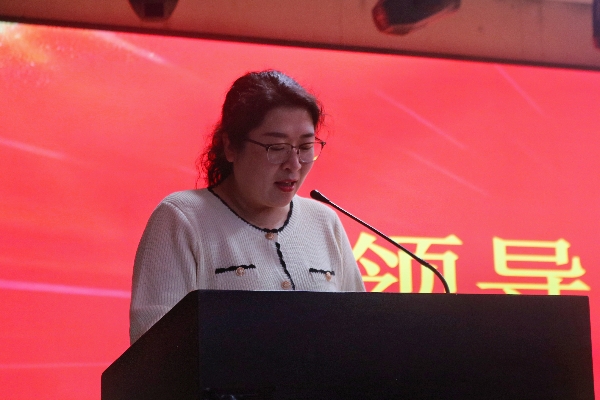 “展翅筑夢(mèng)行，青春向未來(lái)”經(jīng)濟(jì)學(xué)院2023年度實(shí)習(xí)總結(jié)表彰大會(huì)