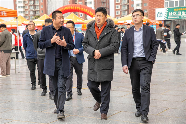 保定理工學(xué)院“圓夢保理·不負(fù)韶華”2024屆畢業(yè)生春季線下雙選會隆重舉辦