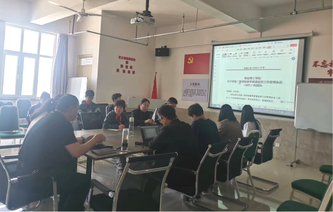 強技能，促提升——信息科學與工程學院教師技能系列培訓（三）順利開展