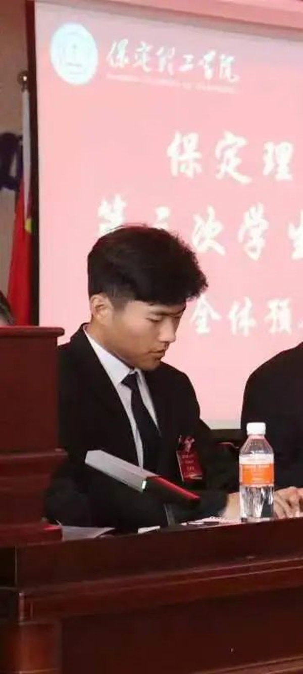 培樹經(jīng)典|管理學(xué)院|先進引領(lǐng)方向，榜樣凝聚力量（五）