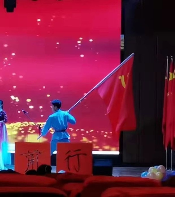 培樹經(jīng)典|管理學(xué)院|先進引領(lǐng)方向，榜樣凝聚力量（五）