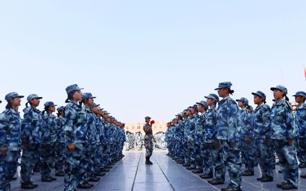 保定理工學(xué)院||管理學(xué)院||揚(yáng)帆起航，2023級軍訓(xùn)進(jìn)行時！
