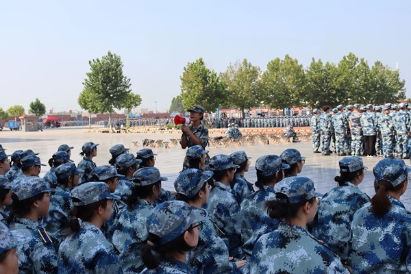 保定理工學(xué)院||管理學(xué)院||揚(yáng)帆起航，2023級軍訓(xùn)進(jìn)行時！