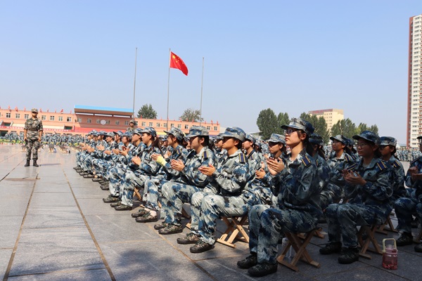 保定理工學(xué)院||管理學(xué)院||揚(yáng)帆起航，2023級軍訓(xùn)進(jìn)行時！