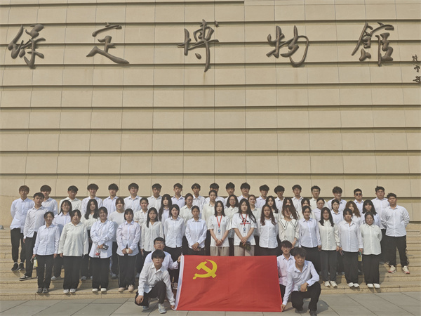我院師生赴保定市各大博物館開展“思政實(shí)踐”紅色教育主題活動(dòng)