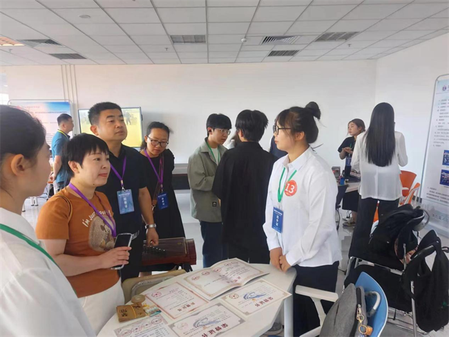 聚焦“智啟河北，數(shù)創(chuàng)未來”————第九屆河北省大學(xué)生創(chuàng)新年會(huì)圓滿落幕