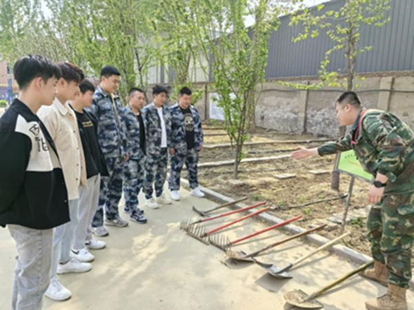勞動(dòng)教育|保定理工學(xué)院|管理學(xué)院|學(xué)習(xí)勞動(dòng)精神·踐行勞動(dòng)育人-跟著節(jié)氣學(xué)種植，分享勞動(dòng)創(chuàng)造的美好樂(lè)趣