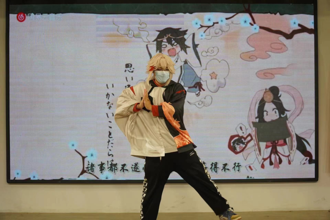 青春校園|大學(xué)生藝術(shù)團(tuán)—“少年心懷烏托邦,心向朝陽肆生長”文藝展演
