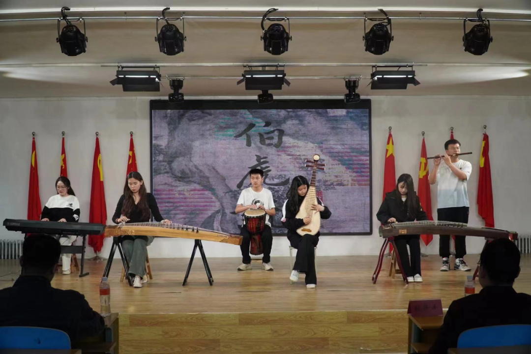 青春校園|大學(xué)生藝術(shù)團(tuán)—“少年心懷烏托邦,心向朝陽肆生長”文藝展演