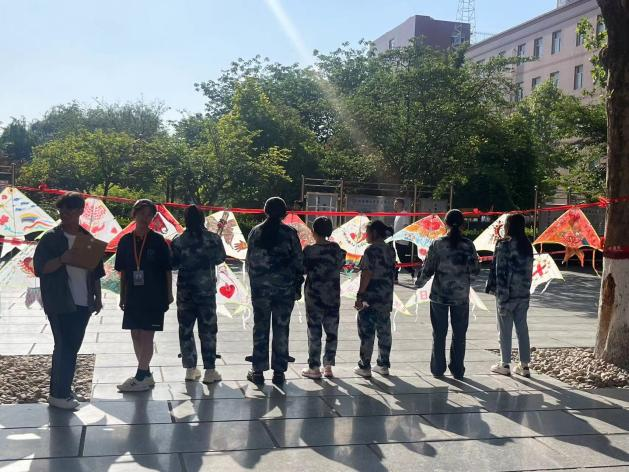 “三獻(xiàn)”進(jìn)校園|“參與三獻(xiàn)樹新風(fēng),匯聚溫情滿人間”手繪風(fēng)箏放飛活動(dòng)圓滿結(jié)束
