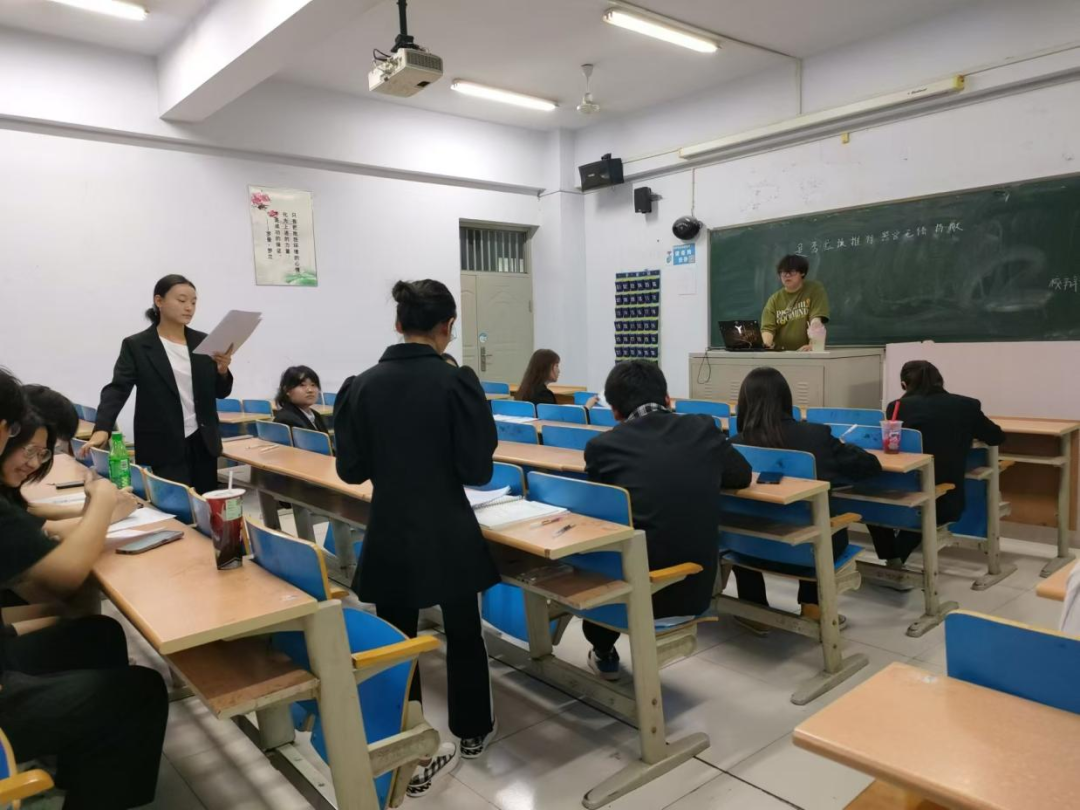 “三獻”進校園|共話愛心與責任:“三獻”主題辯論賽圓滿結束