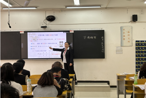 加強(qiáng)觀摩示范效應(yīng)，助力青年教師提高