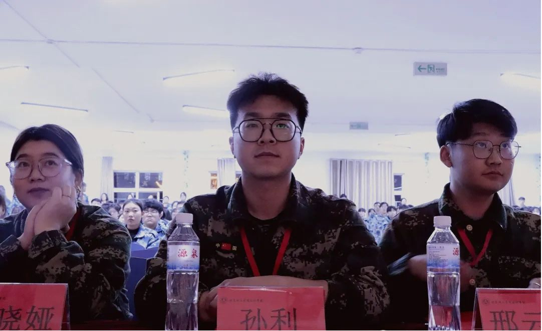 保理會(huì)計(jì)學(xué)院以實(shí)習(xí)活動(dòng)表彰,立積極學(xué)習(xí)之風(fēng)