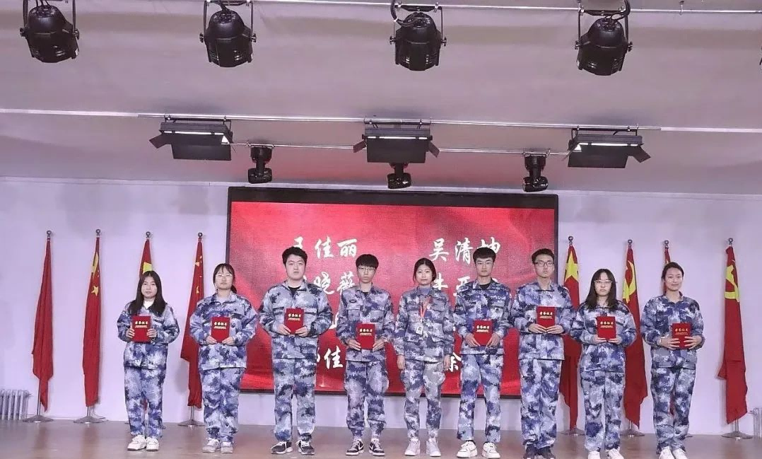 保理會(huì)計(jì)學(xué)院以實(shí)習(xí)活動(dòng)表彰,立積極學(xué)習(xí)之風(fēng)