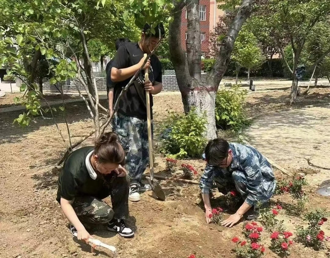 保理會(huì)計(jì)學(xué)院五月勞動(dòng)月,身體力先行