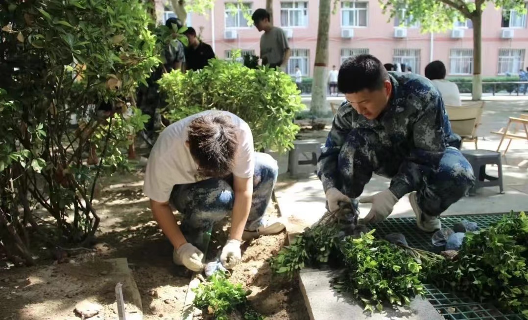 保理會(huì)計(jì)學(xué)院五月勞動(dòng)月,身體力先行