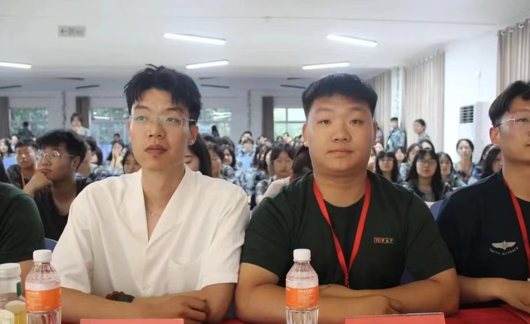 保理會計(jì)學(xué)院聚青春之火，譜會院華章