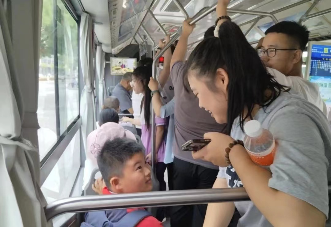 志愿服務(wù)助你我 生態(tài)保護(hù)靠大家