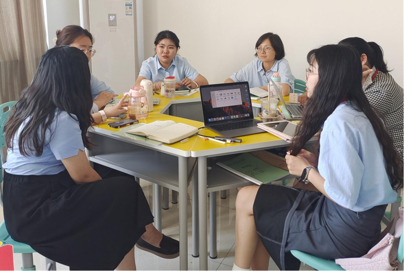 “服務(wù)意識、工作態(tài)度、履職盡責(zé)”大討論活動