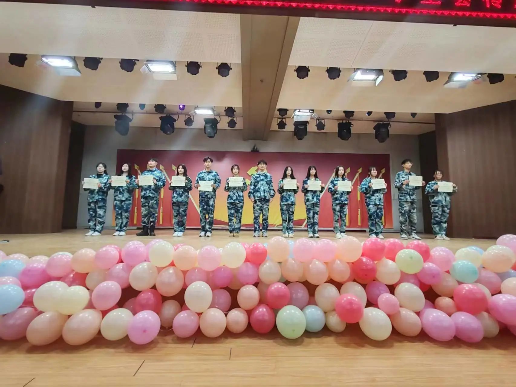 學(xué)生會傳承交接儀式暨文藝匯演