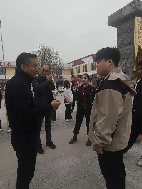 志愿于心，服務于行