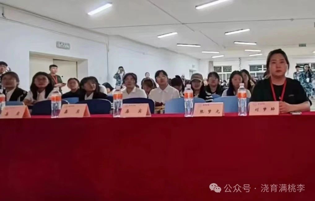 助學(xué)貸款圓我夢，誠信還貸誓必行