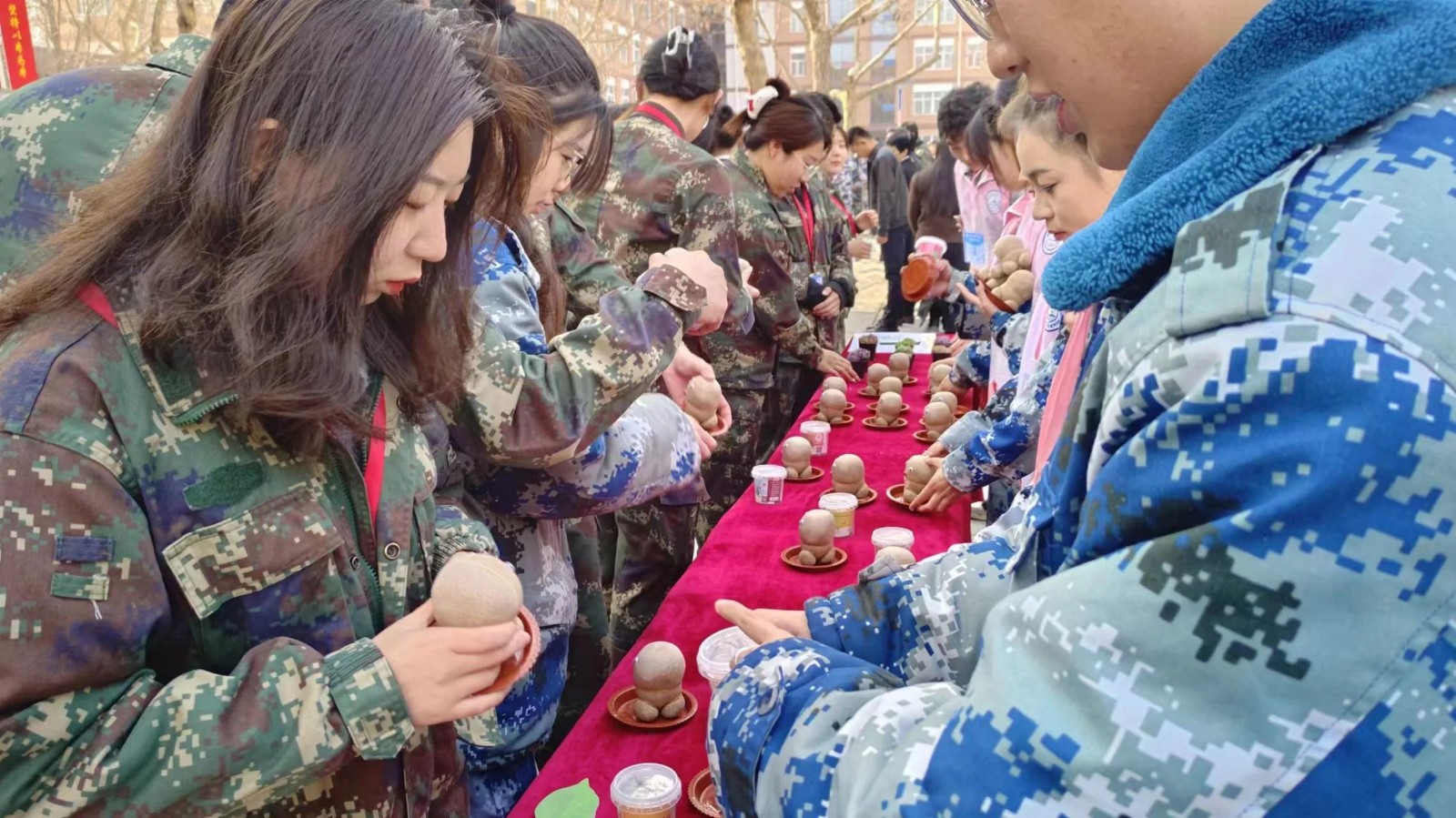 “‘植’此青綠，教樹人心，‘育’汝于成”植樹節(jié)活動(dòng)圓滿結(jié)束!