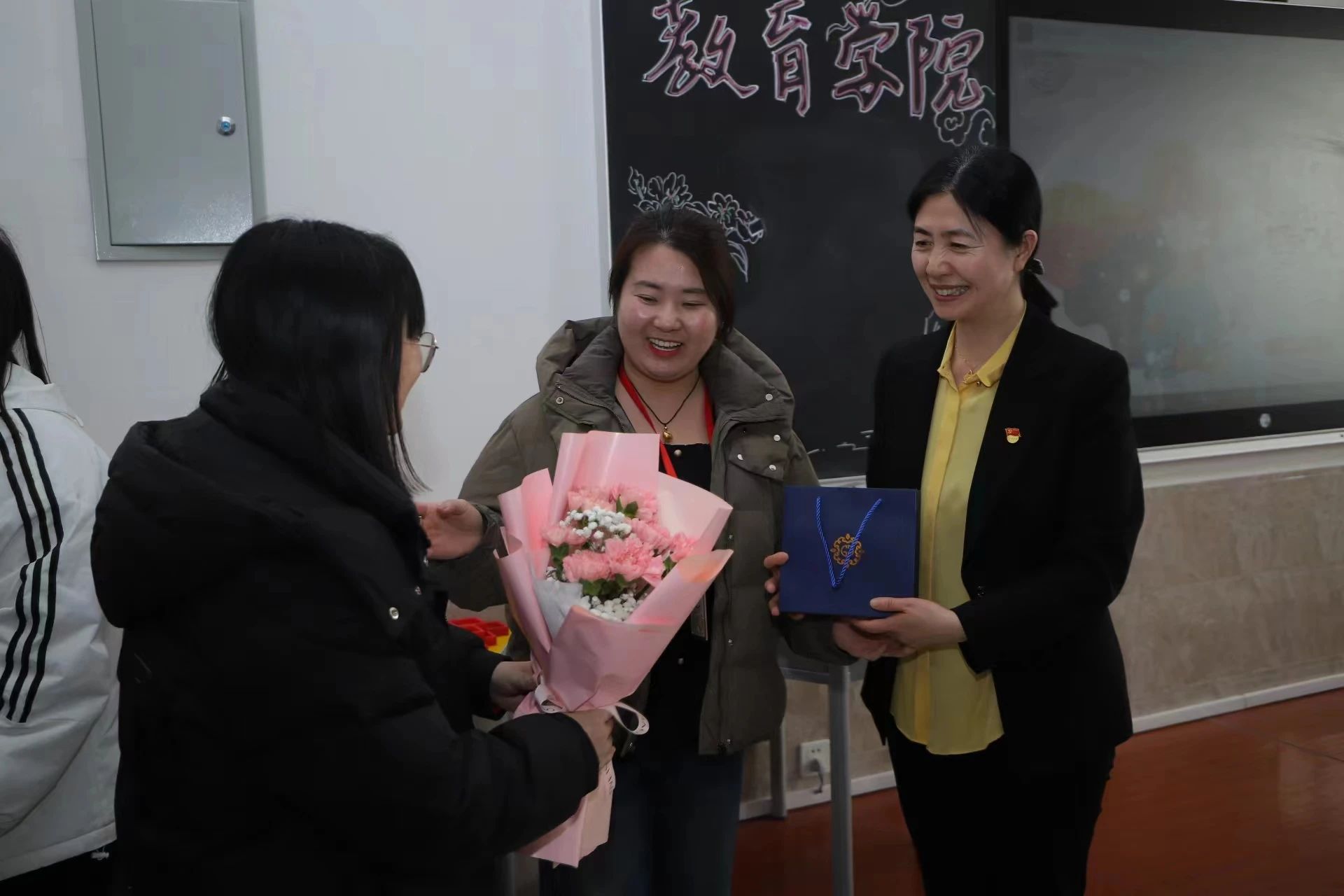 綻放芳華，遇見女神——“3·8女神節(jié)”主題活動