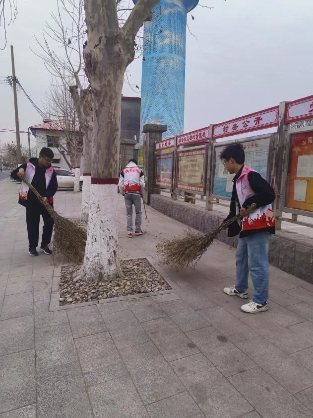 志愿于心，服務于行