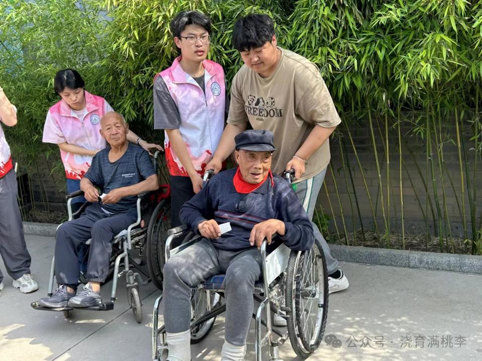 教育學(xué)院成功與善孝居養(yǎng)老院完成孝老敬親實(shí)踐教育基地揭牌！