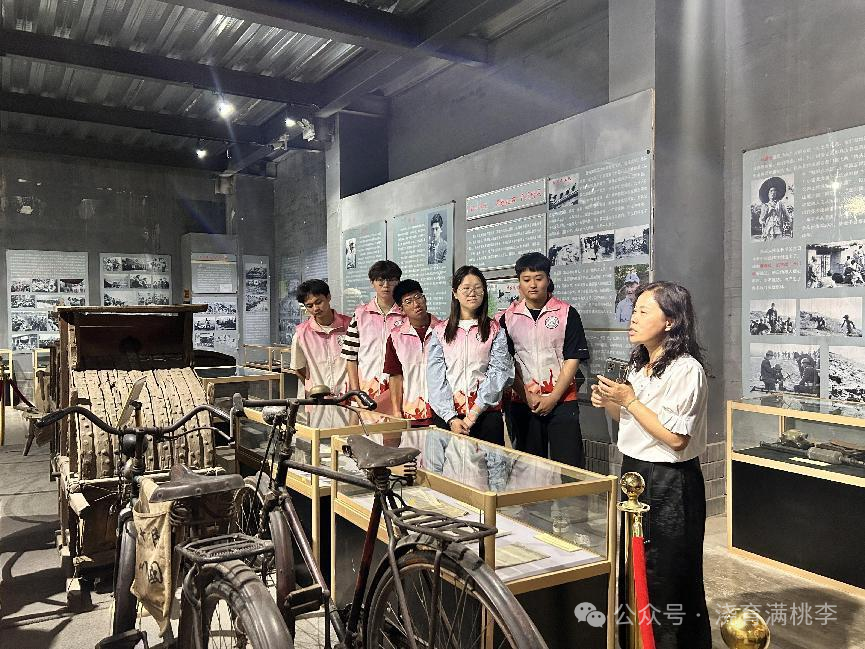 教育學(xué)院成功與保定市太行博物館進(jìn)行大學(xué)生實習(xí)實踐基地揭牌儀式