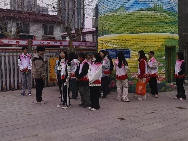 志愿于心，服務于行