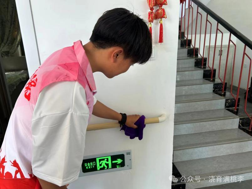 教育學(xué)院成功與善孝居養(yǎng)老院完成孝老敬親實(shí)踐教育基地揭牌！
