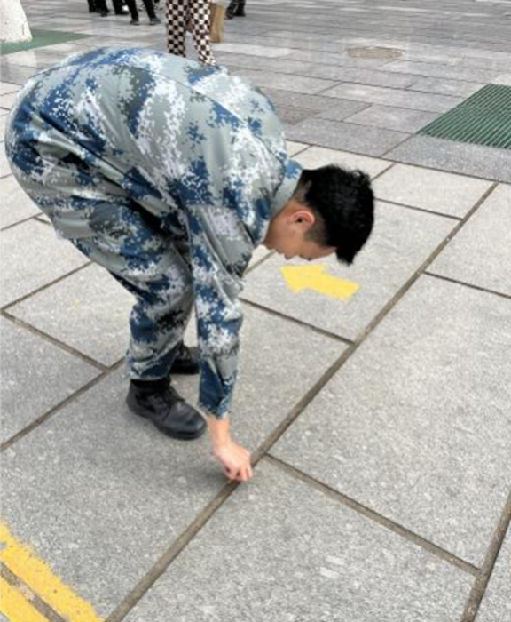 “彎腰行動”進(jìn)行時