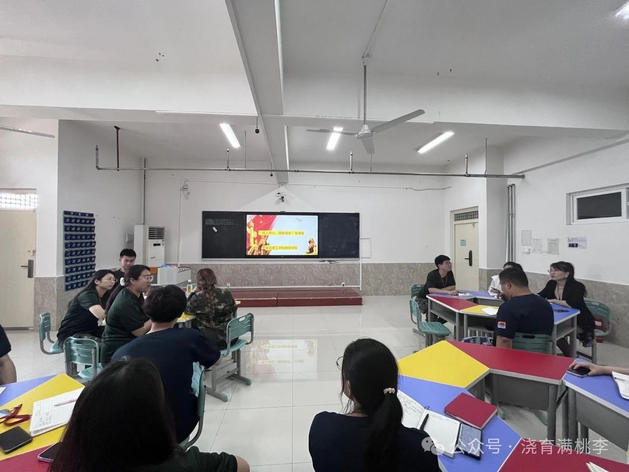 “鑄魂育人守初心，立足崗位擔(dān)使命”輔導(dǎo)員專題培訓(xùn)