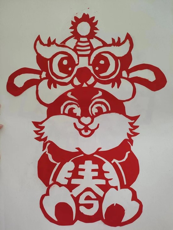 美育如光，熹微朝陽(yáng)