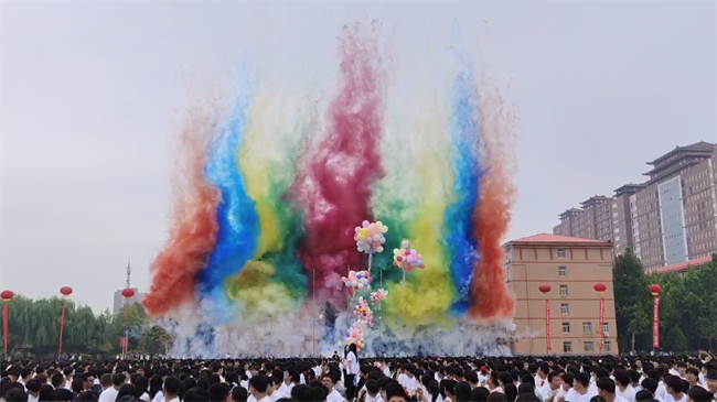 銳意青春，強(qiáng)國(guó)力行——我校舉行2024級(jí)新生開學(xué)典禮