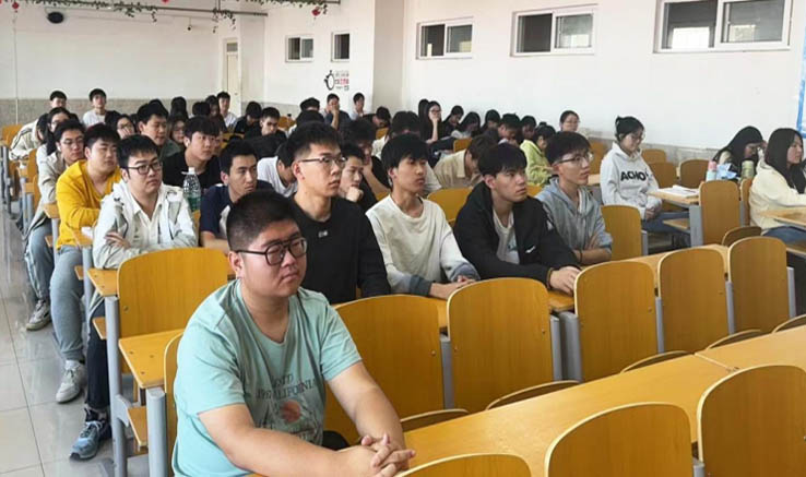 信息科學(xué)與工程學(xué)院攜手?jǐn)?shù)智廣角，共繪AIGC人工智能新藍(lán)圖