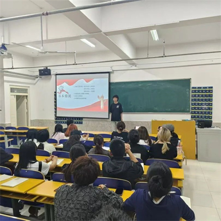 “智慧團建，服務同學”——保定理工學院藝術學院團總支組織部召開工作例會，深入研討智慧團建與冀 e 青春使用事項