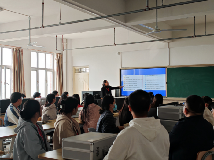 【匠心育師·師道傳承】強技能，促提升—信息科學與工程學院教師技能系列培訓（九）順利開展