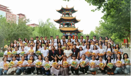 保定理工學(xué)院教育學(xué)院“晨曦細(xì)雨育桃李,金秋碩果慰園丁”教育學(xué)院教師節(jié)活動圓滿結(jié)束